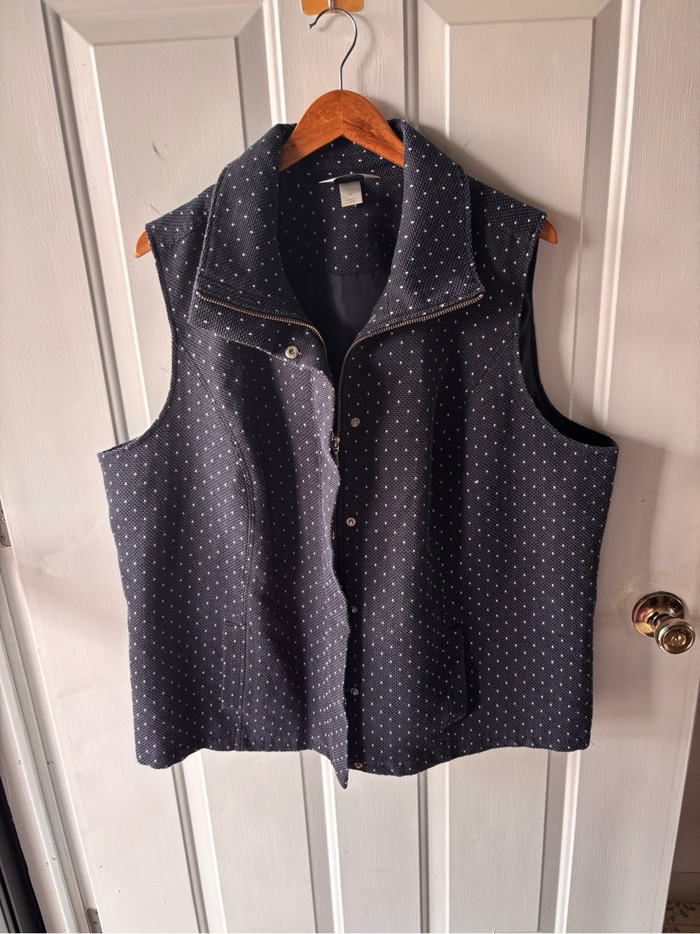 CJ BANKS Polka Dot Quilted Sleeveless Vest - Navy SIZE 3XL